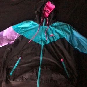 Nike / Windbreaker Jacket. Vintage 80s/ 90s look